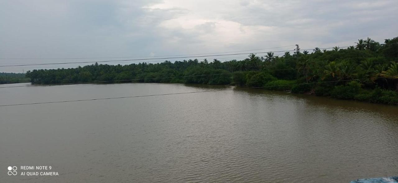 Narayanalayam-Vintage Retreat-Homestay & Rest'Inn Kannur Buitenkant foto